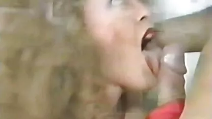 L'uomo ha preso il video di sesso e sesso orale con bionda giovane film pentru adulti gratis snello