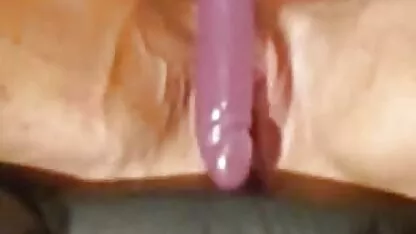 Ninfa film per adulti gratis dai capelli ricci gestire i membri degli uomini adulti in gangbang offset