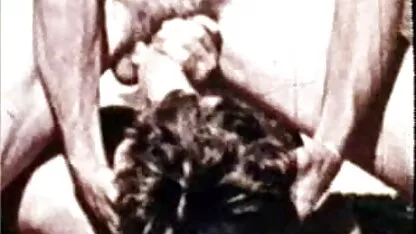 Un uomo invita una ragazza a casa filme pentru adulti gratis online sua