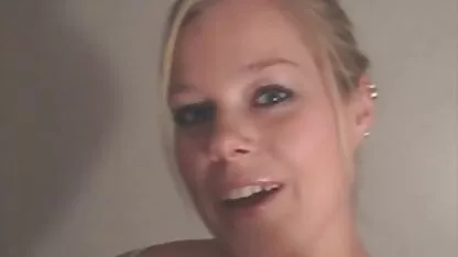 Abbronzato ragazza si aspettano eiaculazione la durezza di un amico di filme gratis online pentru adulti sport