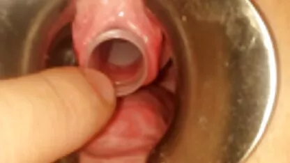 Bionda in calze film porno adulto rosa salto sul cazzo