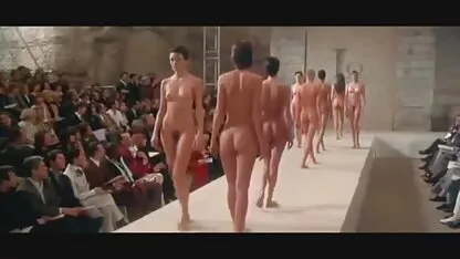 Un giovane uomo vuole il sesso con una bruna film porno dvd gratis che elastica