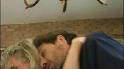 Pollo video hard gratis per adulti lungo storto