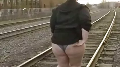 Preso una ragazza con un filme pentru adulti online subtitrat ragazzo come hanno sesso e ha deciso di aderire